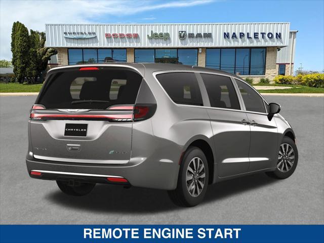 new 2025 Chrysler Pacifica Hybrid car, priced at $45,163