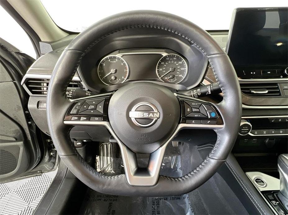 used 2023 Nissan Altima car, priced at $25,149