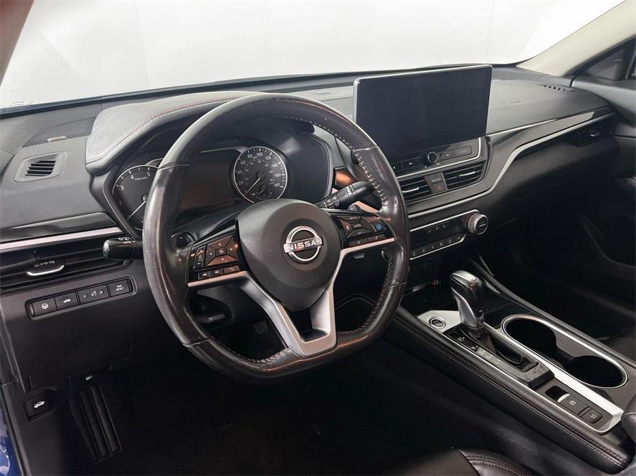 used 2023 Nissan Altima car, priced at $24,236