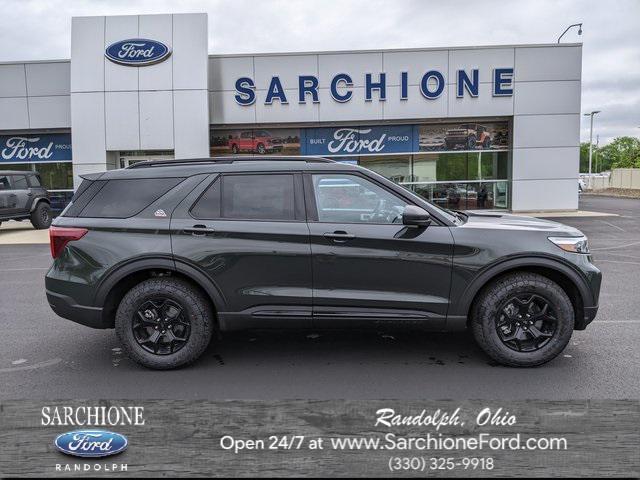 new 2024 Ford Explorer car, priced at $50,219