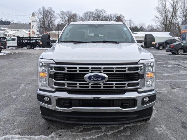 new 2025 Ford F-350 car, priced at $71,865