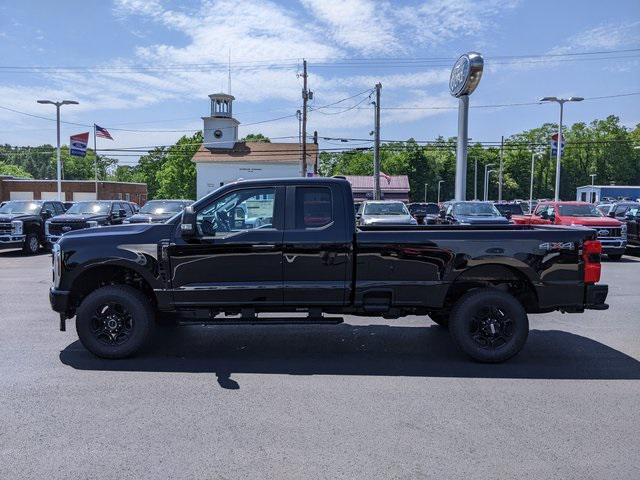 new 2024 Ford F-350 car, priced at $61,635