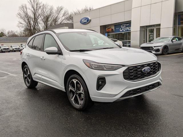 new 2025 Ford Escape car, priced at $38,945