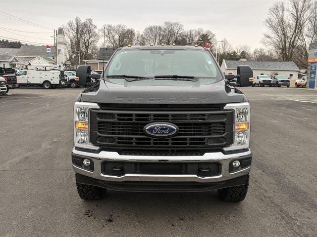 new 2025 Ford F-350 car, priced at $57,670