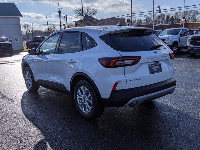 new 2025 Ford Escape car, priced at $30,600