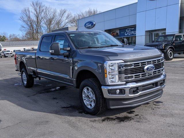 new 2025 Ford F-350 car, priced at $71,675