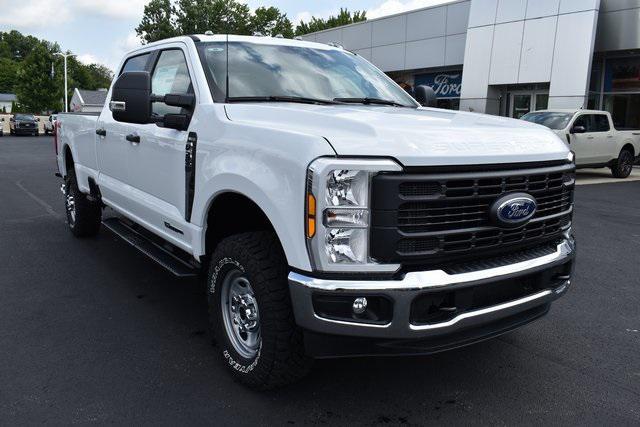 new 2024 Ford F-350 car, priced at $64,722