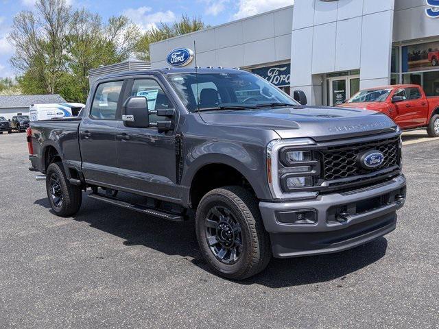new 2024 Ford F-250 car, priced at $61,800