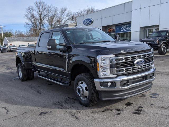 new 2024 Ford F-350 car, priced at $61,339