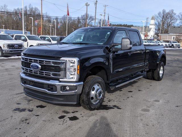 new 2024 Ford F-350 car, priced at $61,339