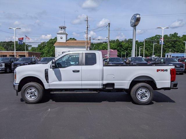 new 2024 Ford F-350 car, priced at $56,555