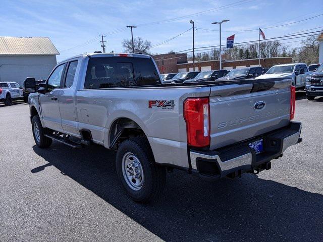 new 2024 Ford F-350 car, priced at $55,555