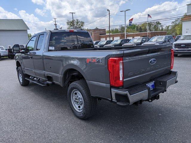 new 2024 Ford F-350 car, priced at $55,555