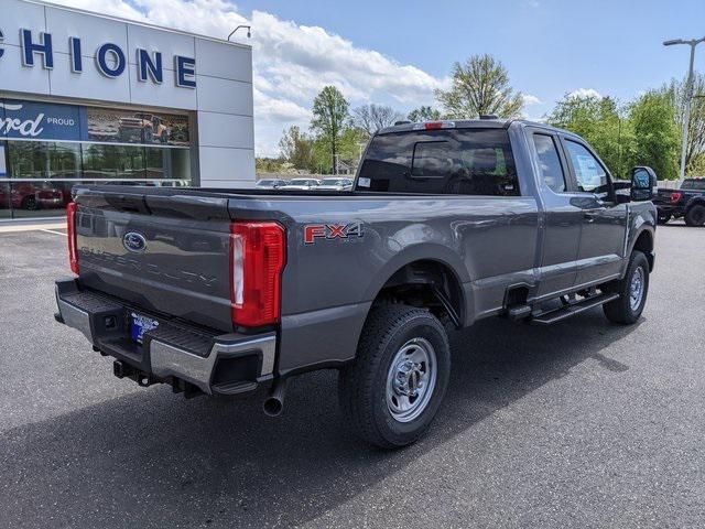 new 2024 Ford F-350 car, priced at $55,555