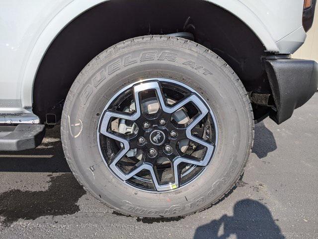 new 2024 Ford Bronco car, priced at $48,945