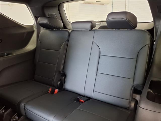 used 2025 Chevrolet Traverse car, priced at $43,278