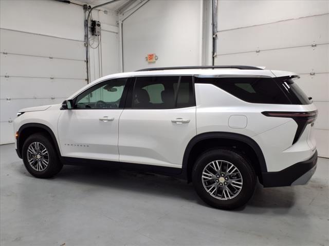 used 2025 Chevrolet Traverse car, priced at $43,278