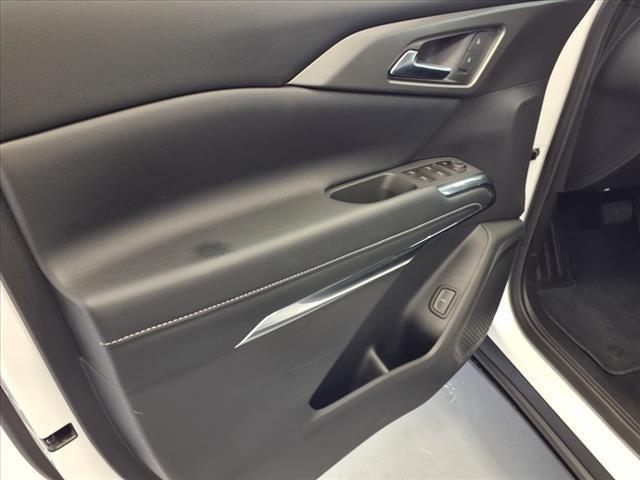 used 2025 Chevrolet Traverse car, priced at $43,278