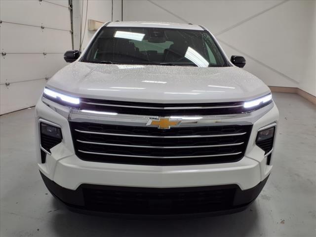 used 2025 Chevrolet Traverse car, priced at $43,278
