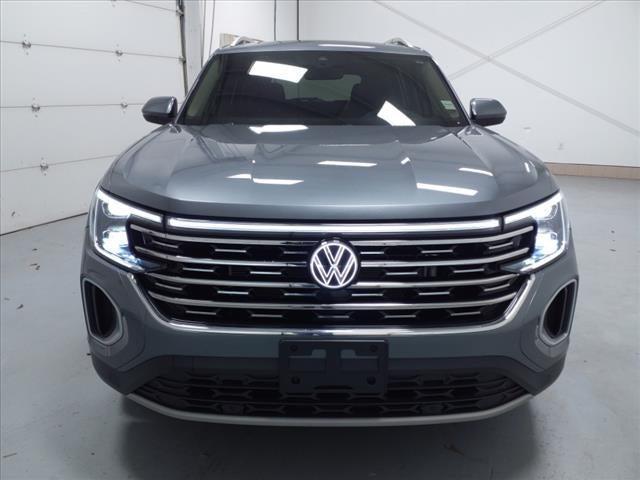 used 2024 Volkswagen Atlas car, priced at $44,990