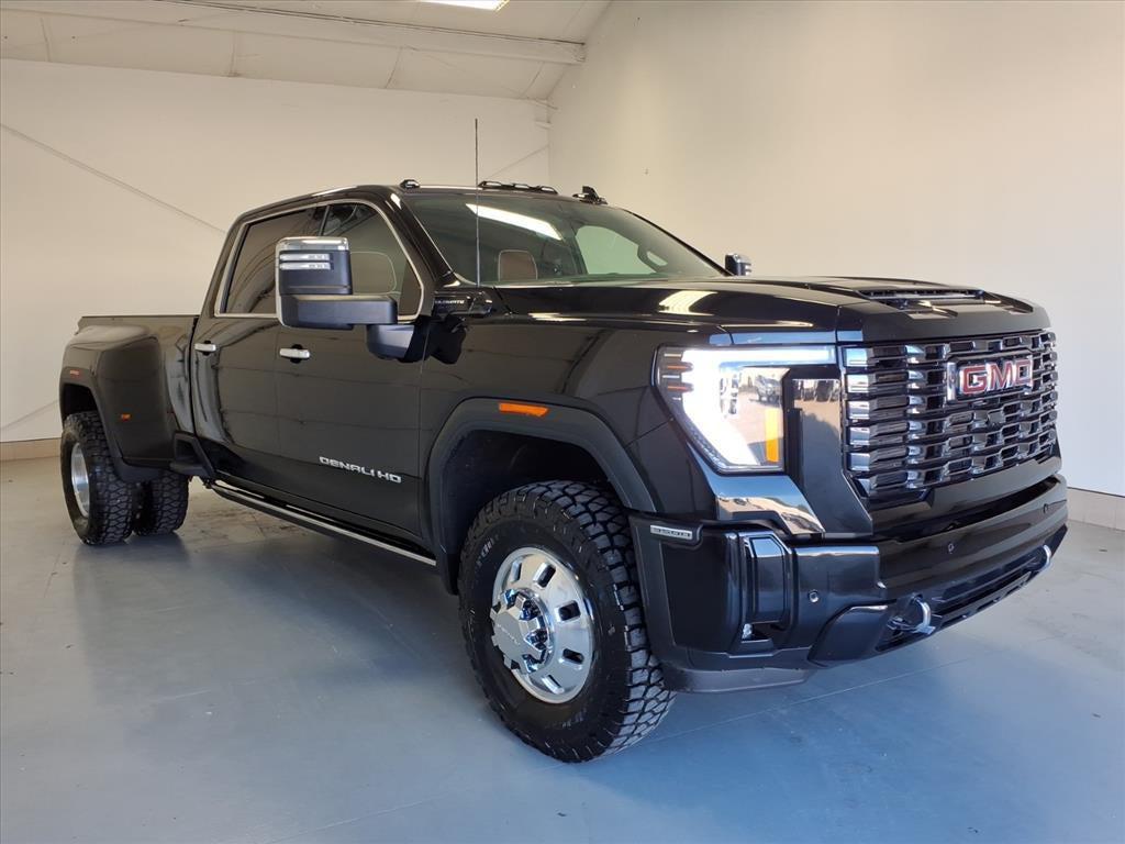used 2025 GMC Sierra 3500 car, priced at $88,500