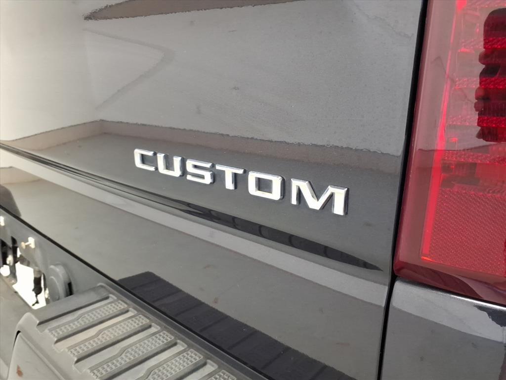 used 2022 Chevrolet Silverado 1500 car, priced at $26,182