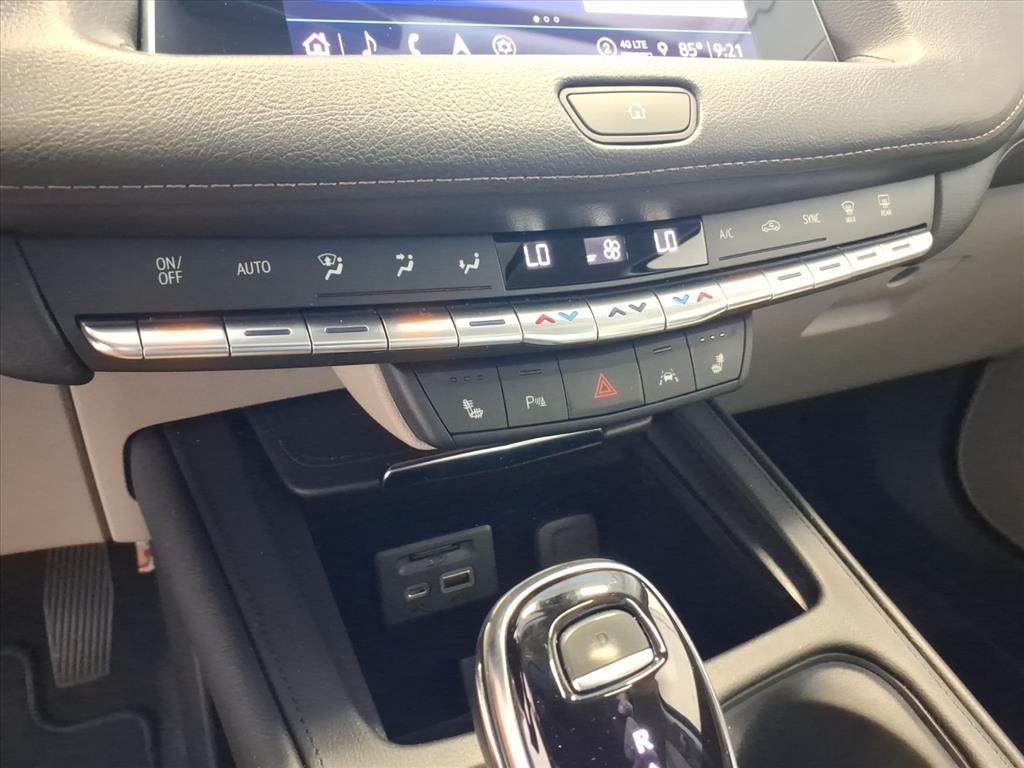 used 2023 Cadillac XT4 car