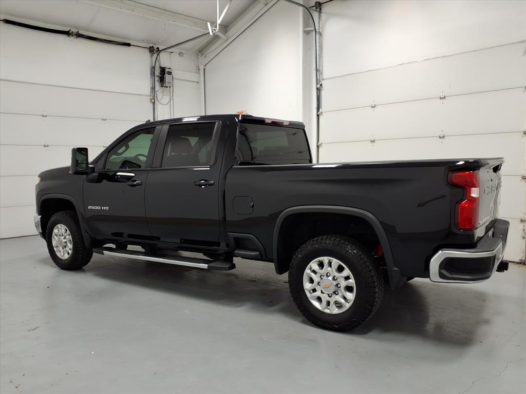 used 2024 Chevrolet Silverado 2500 car