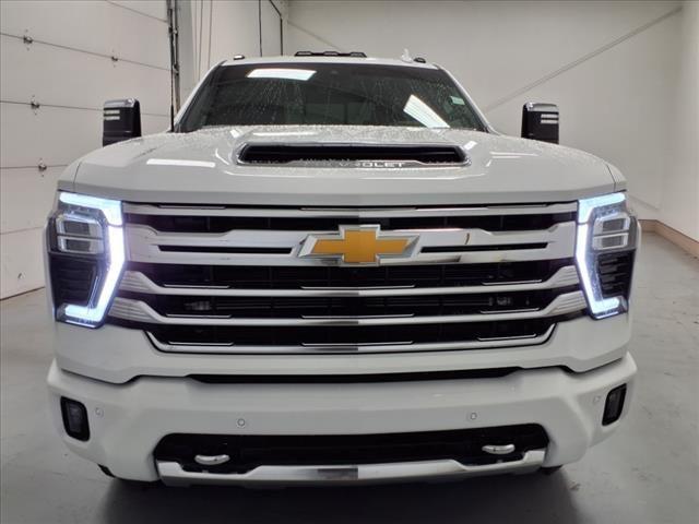 used 2025 Chevrolet Silverado 2500 car, priced at $82,600