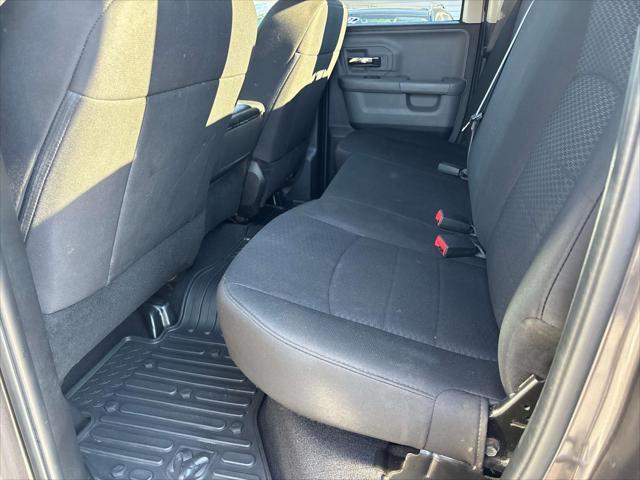 used 2019 Ram 1500 Classic car, priced at $23,900