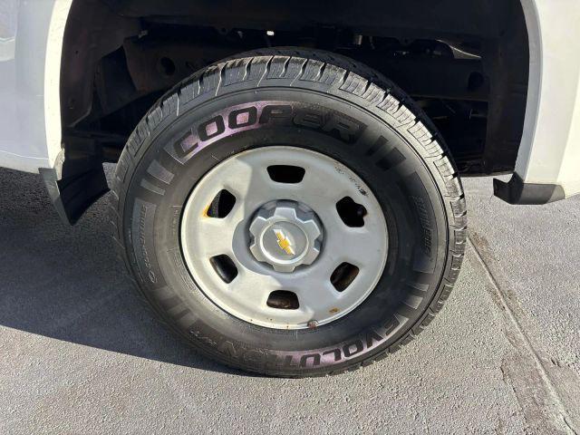 used 2015 Chevrolet Colorado car, priced at $13,900