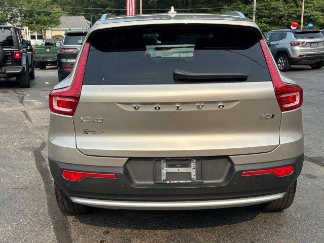 used 2024 Volvo XC40 car, priced at $28,900