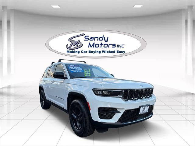 used 2023 Jeep Grand Cherokee car, priced at $27,900