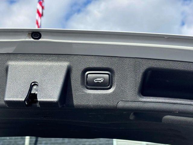 used 2022 Hyundai Santa Fe car, priced at $20,900