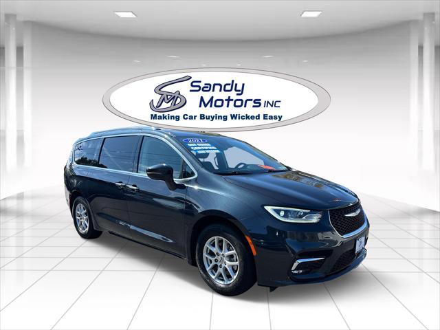 used 2021 Chrysler Pacifica car, priced at $25,900