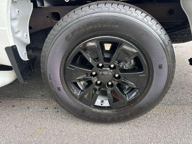 used 2024 Chevrolet Silverado 1500 car, priced at $26,900