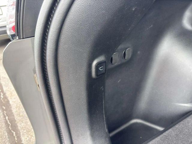 used 2021 Jeep Cherokee car, priced at $21,900