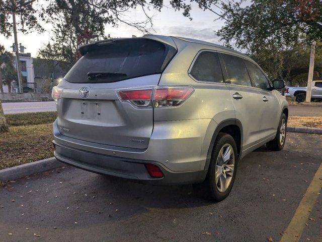 used 2015 Toyota Highlander car, priced at $24,999