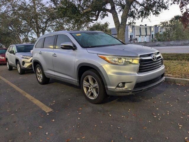 used 2015 Toyota Highlander car, priced at $24,999