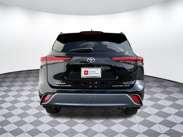 used 2021 Toyota Highlander car, priced at $34,999