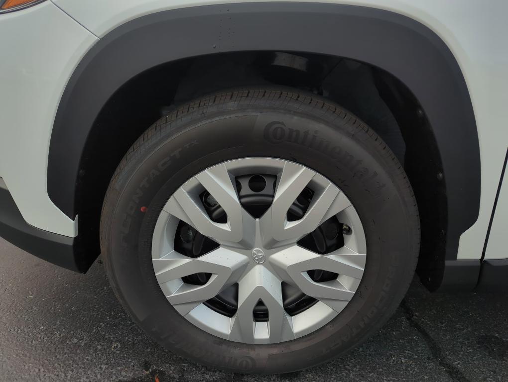 new 2025 Toyota Corolla Cross car, priced at $26,058