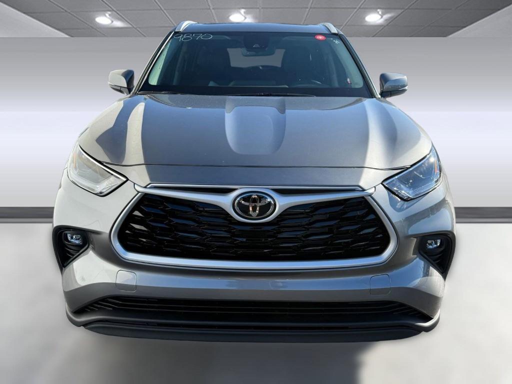 new 2025 Toyota Highlander Hybrid car, priced at $49,822