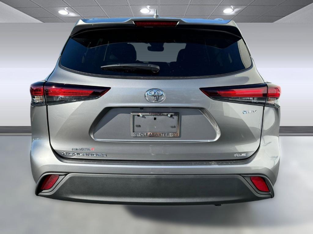 new 2025 Toyota Highlander Hybrid car, priced at $49,822
