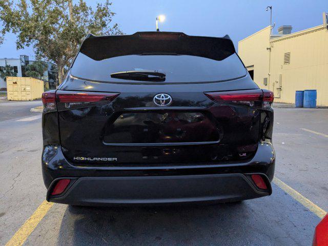 used 2024 Toyota Highlander car, priced at $34,999