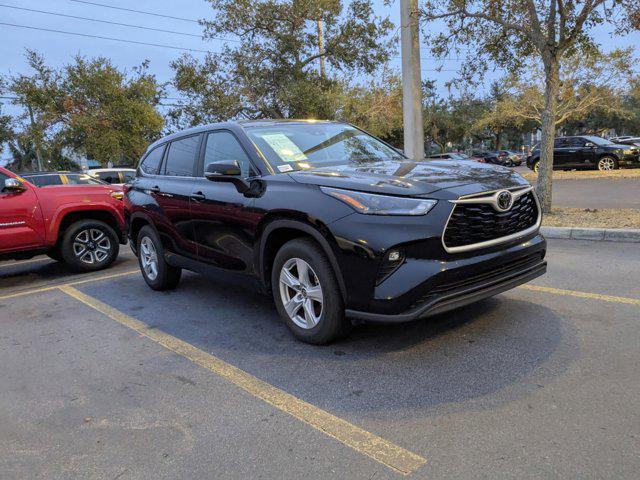 used 2024 Toyota Highlander car, priced at $34,999