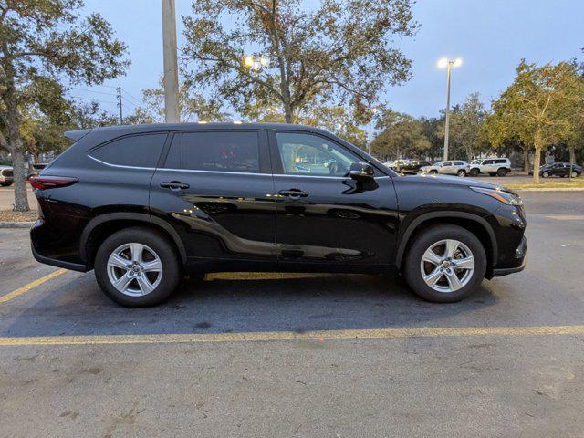 used 2024 Toyota Highlander car, priced at $34,999