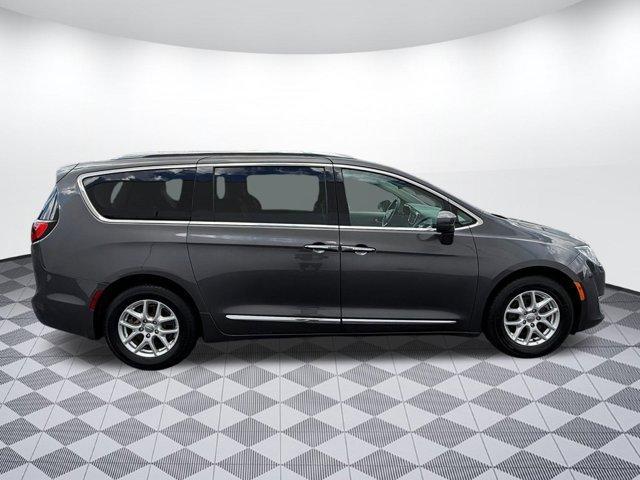 used 2020 Chrysler Pacifica car, priced at $14,999