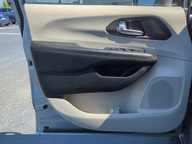 used 2019 Chrysler Pacifica car, priced at $11,999