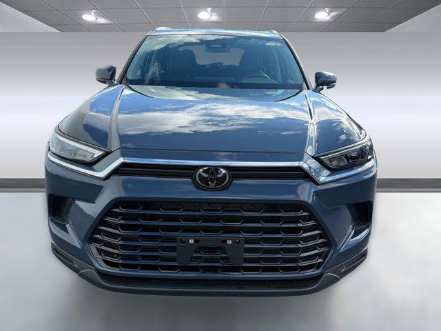 used 2025 Toyota Grand Highlander car, priced at $41,999
