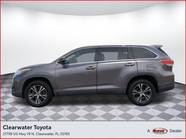used 2019 Toyota Highlander car, priced at $21,999